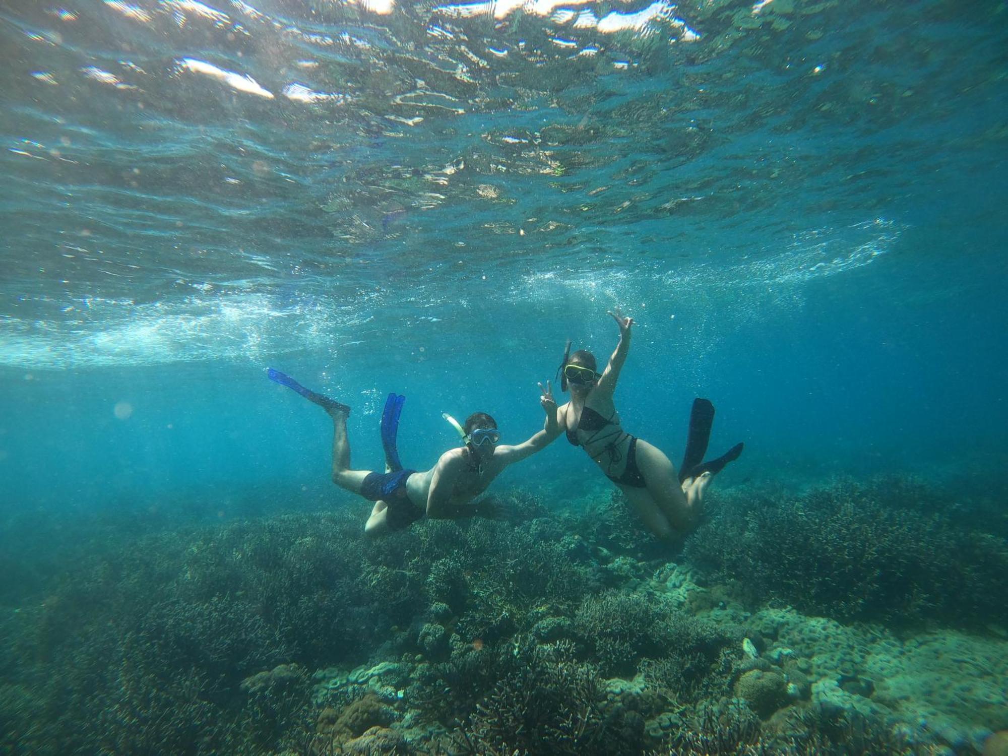 Dua Putri Komodo Homestay Εξωτερικό φωτογραφία